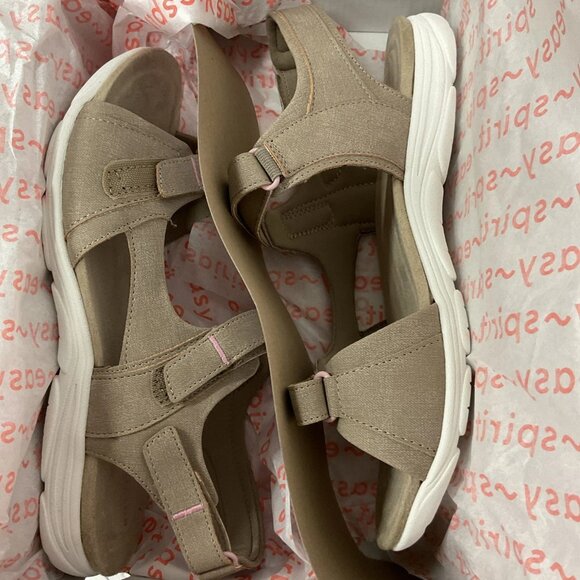 Easy Spirit Lake Women's Sport Sandals Sz 8.5W - Retail $95 - Picture 2 of 3